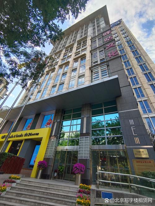 平米独栋办公楼招租 位于北京市西城区华远街 现用作商业,写字楼使用